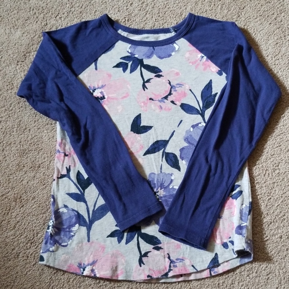 Carter's girls size 6 long sleeve shirt